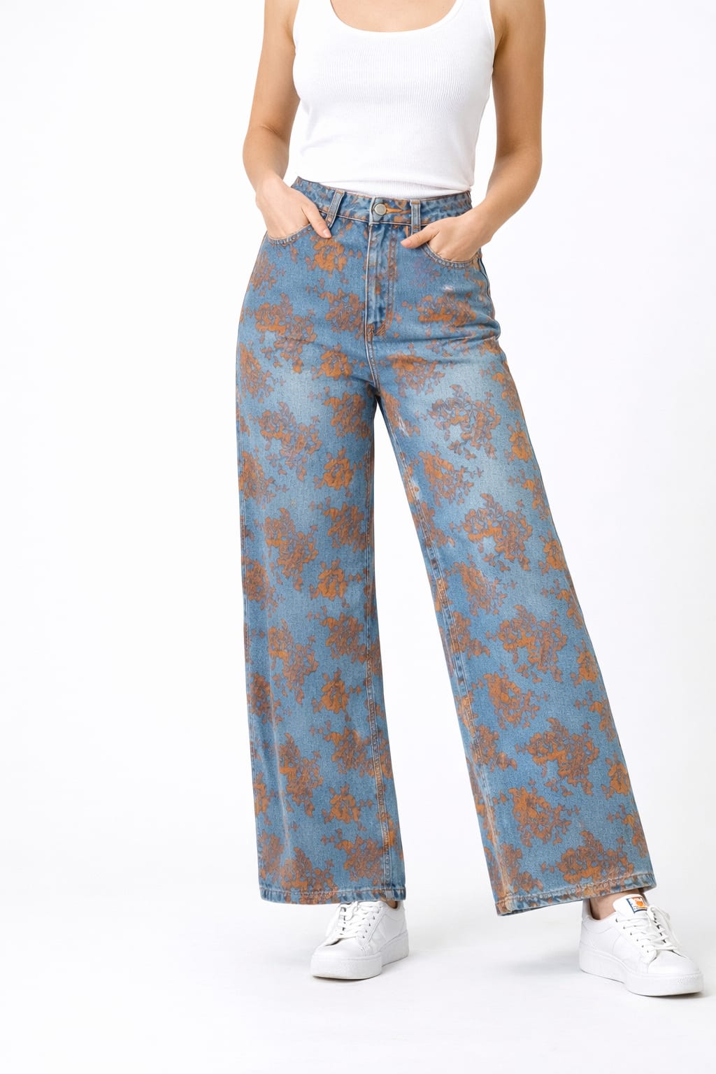 Jeans tessuto fermo con decori in rilievo